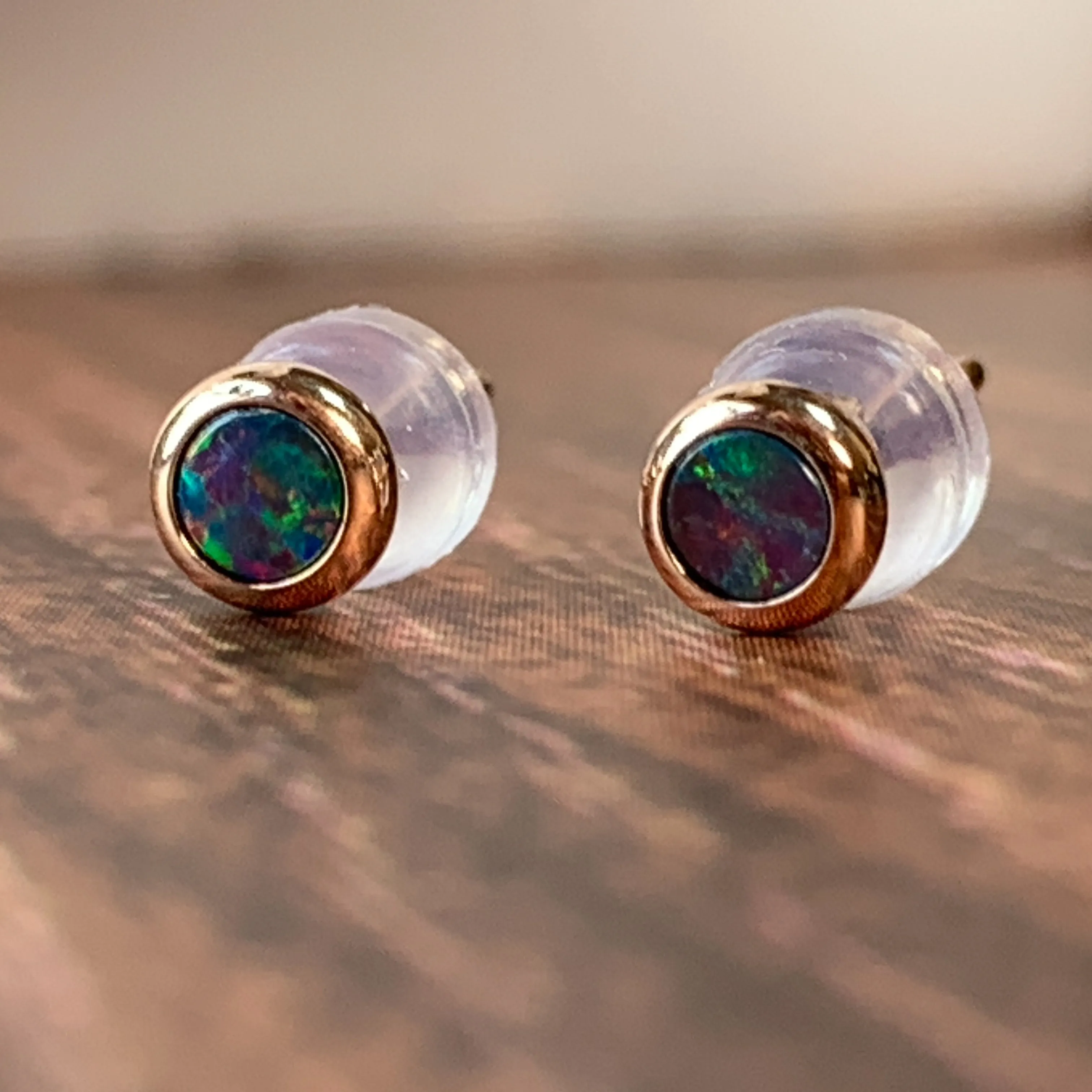 14kt Rose Gold 3mm Opal studs round