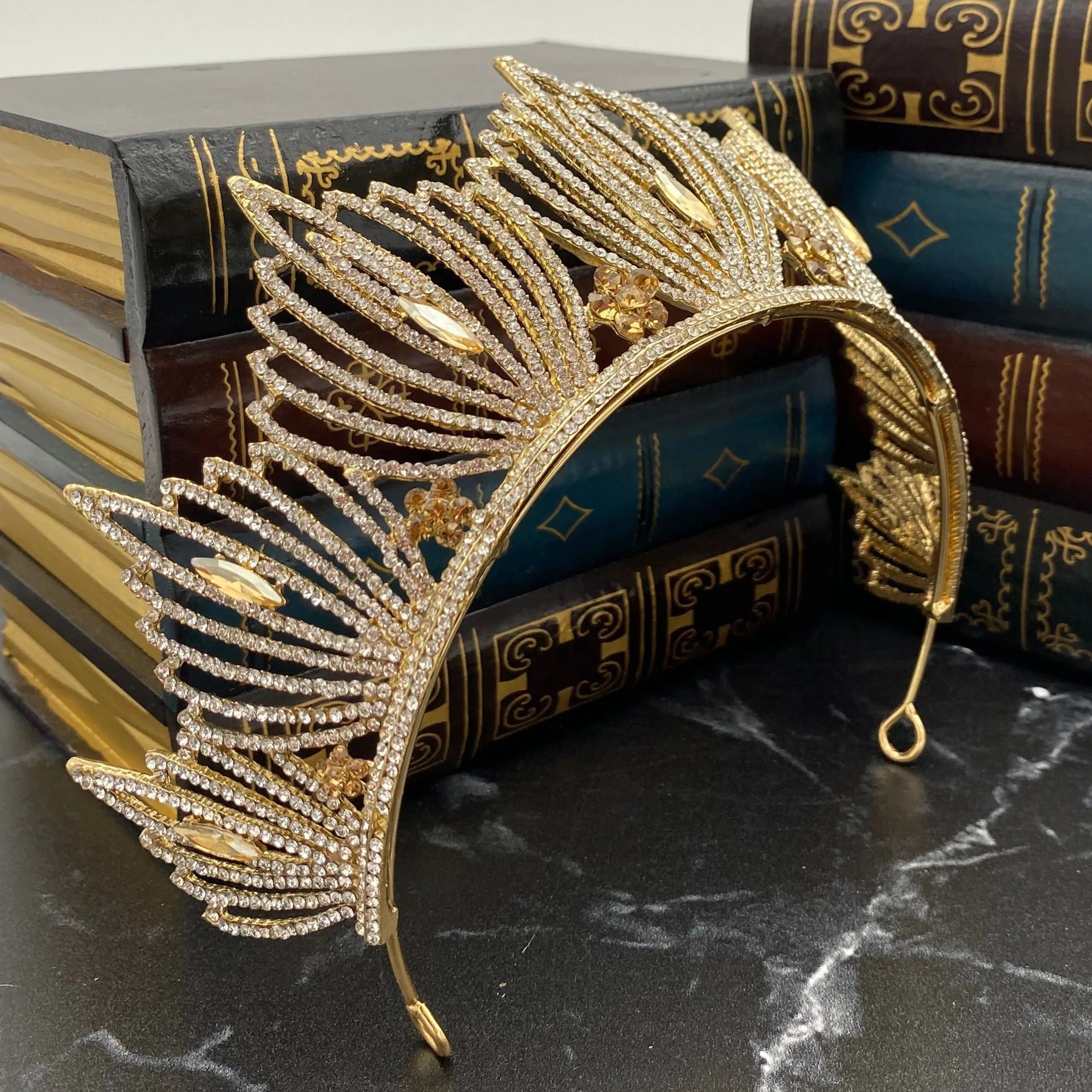 Brook's Tiara in Gold