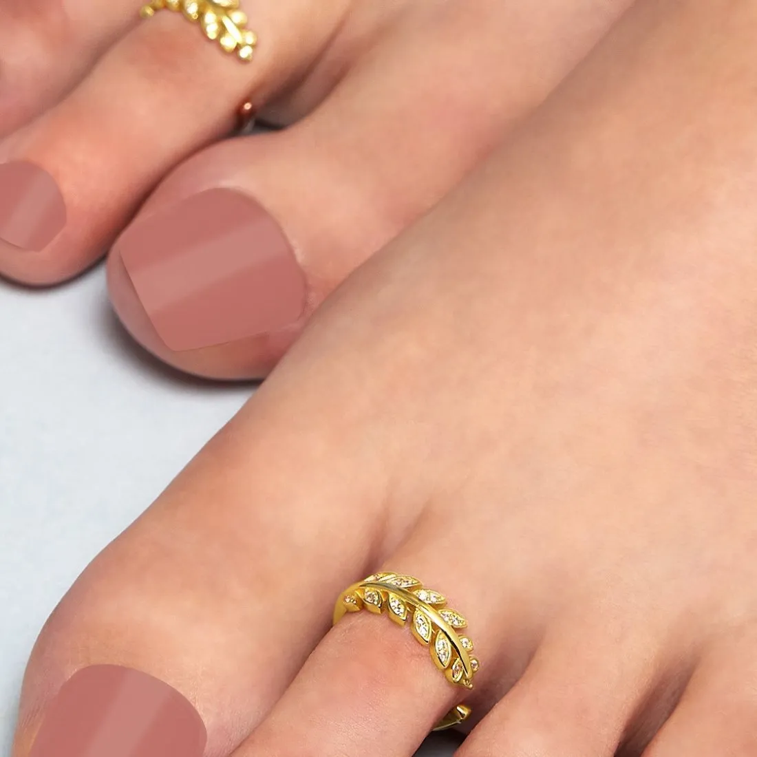 Glamorous Leaf 925 Sterling Silver Gold Plated Toe Ring