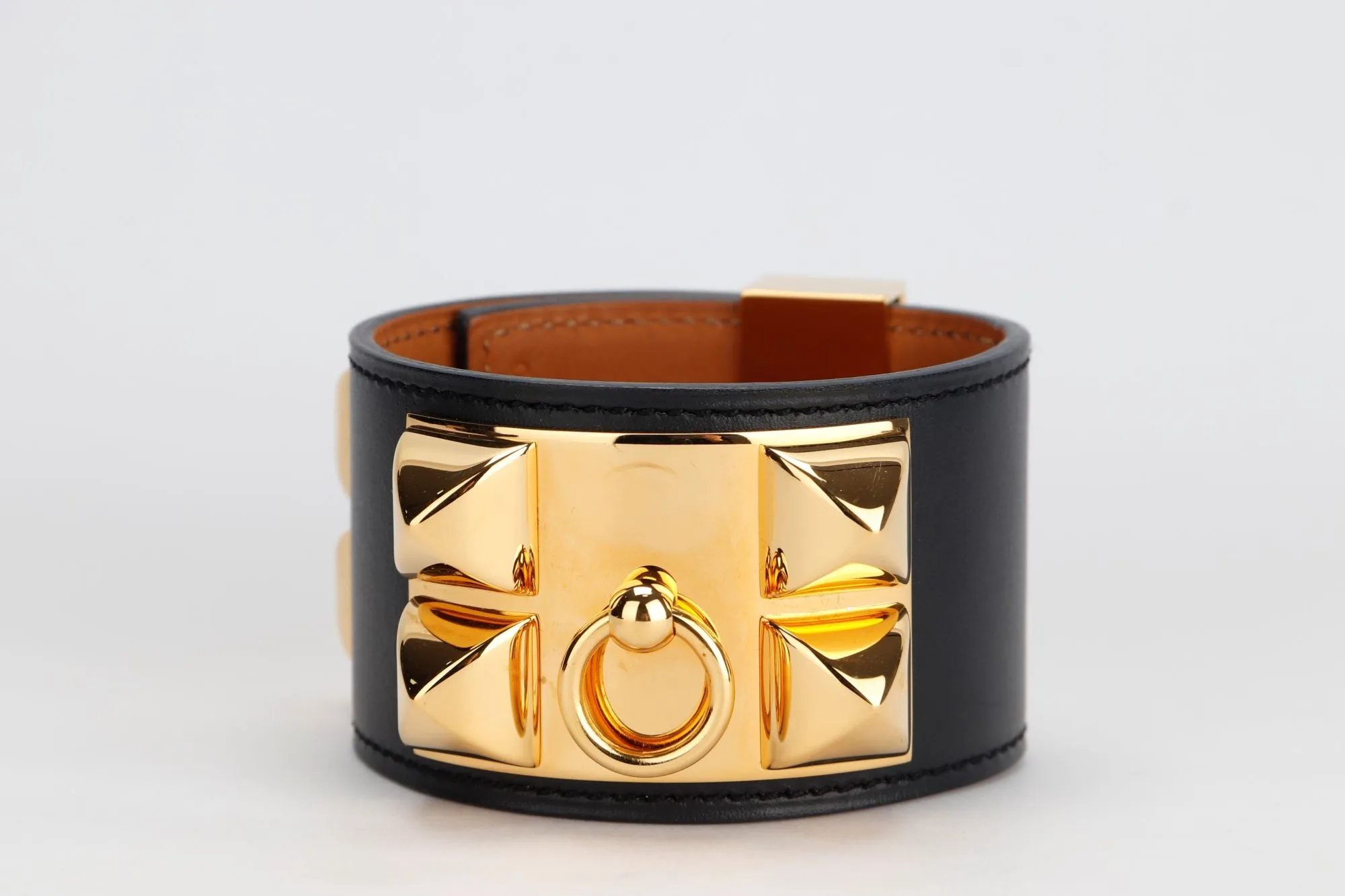 Hermes CDC Bracelet Black Color Swift Leather, Gold Hardware, Stamp R, S Size, with Dust Cover & Box