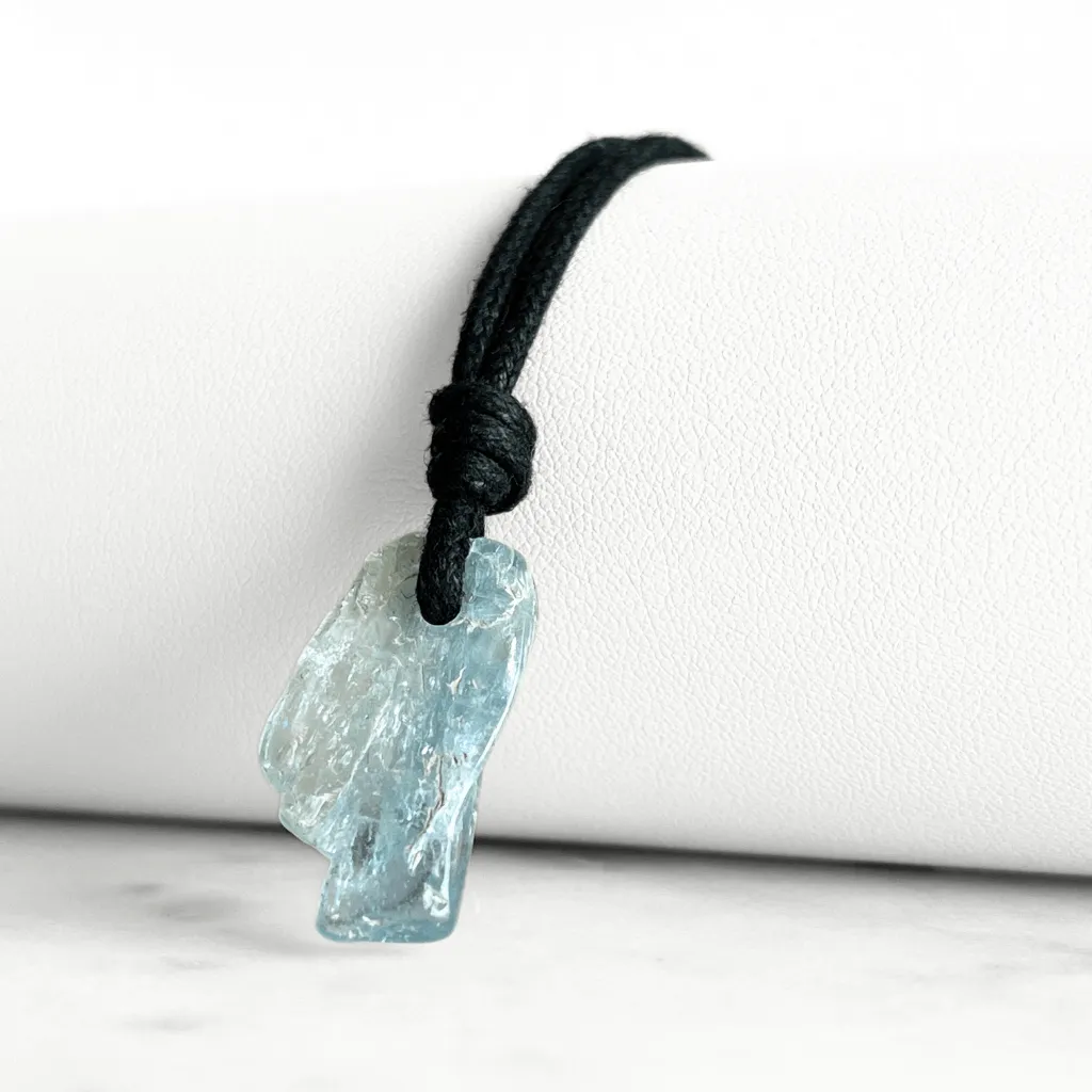 Natural Small Aquamarine Gemstone Pendant Necklace - Tranquil Harmony