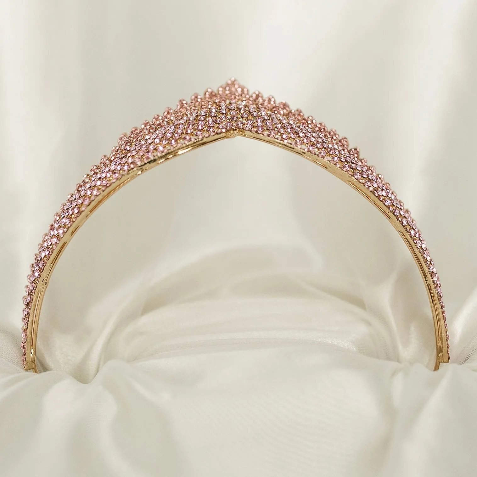 Paola’s Tiara in Pink